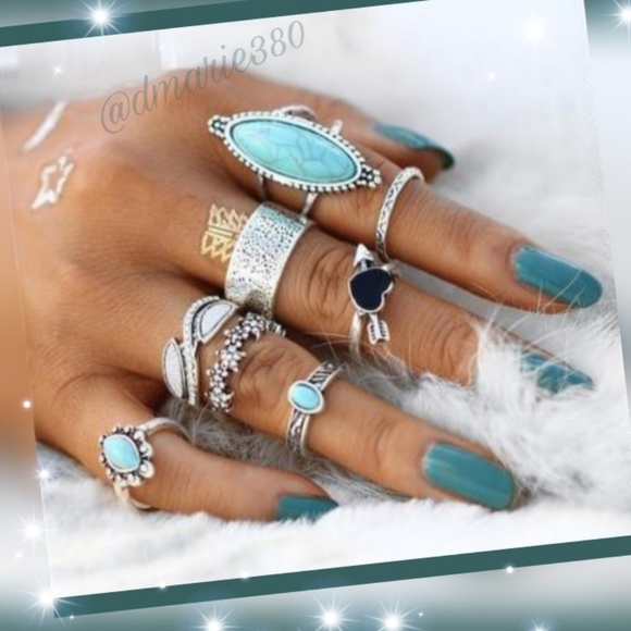 Boutique 24 Jewelry - Antique Sliver Turquoise stackable ring 8pc set